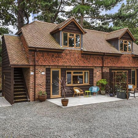 Hamble Retreat Studios And Lodge Warsash Bagian luar foto